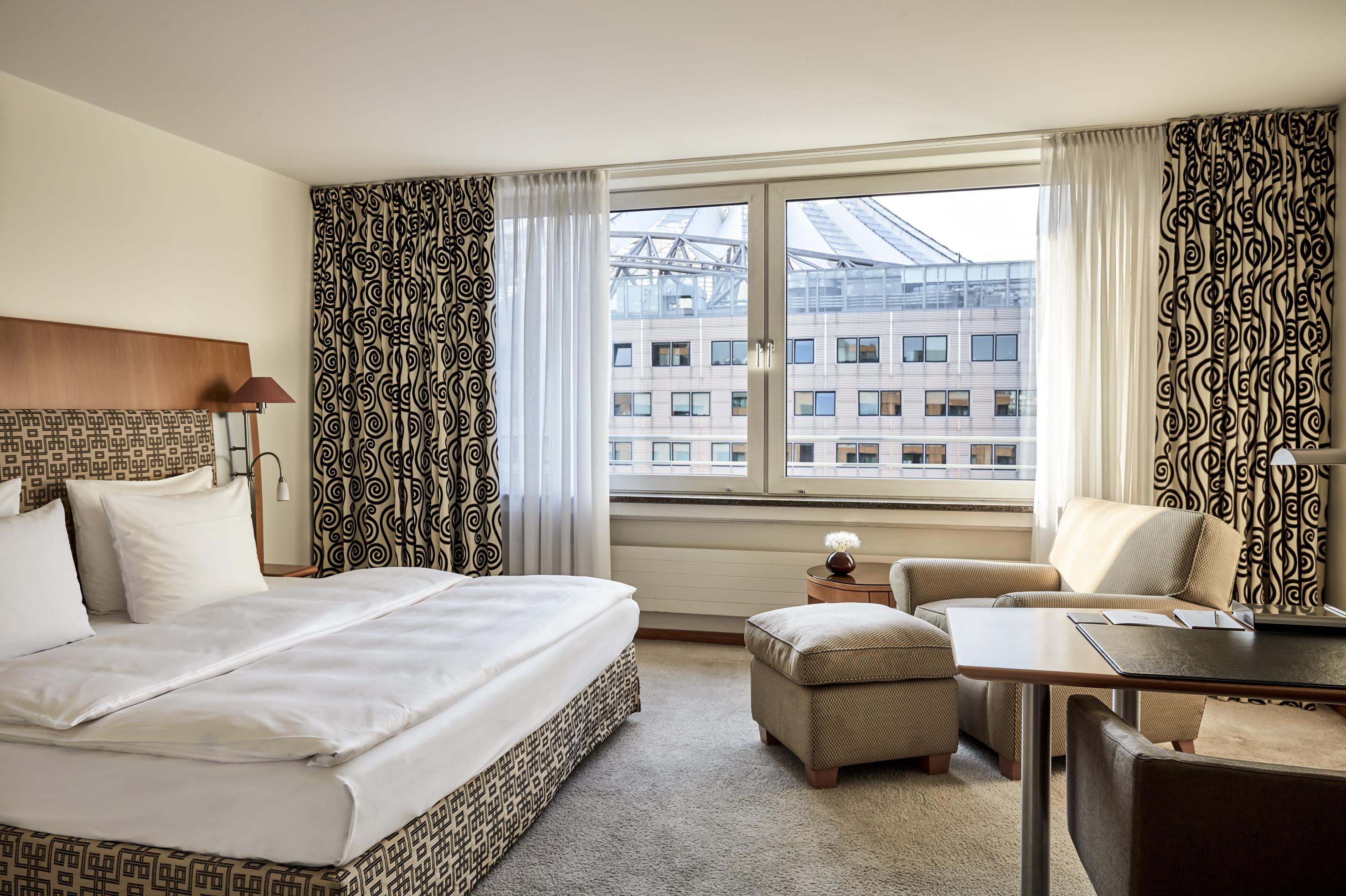 The Mandala Berlin, A Member Of Design Hotels Exterior foto A room at the Hotel St. George